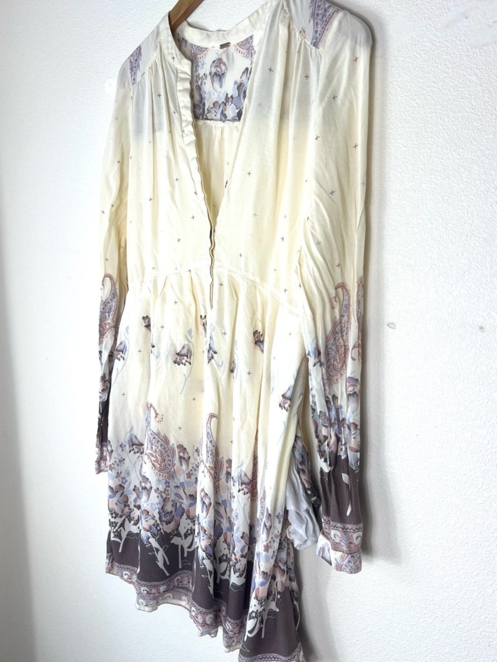 Free People Sierra Valley floral cream purple long sleeve mini dress size M - Picture 6 of 10
